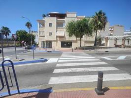 Local comercial en venta en Nerja, Chaparil photo 0