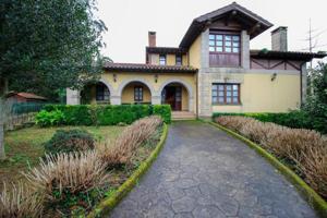 Chalet en venta en Alfoz de Lloredo, Novales photo 0