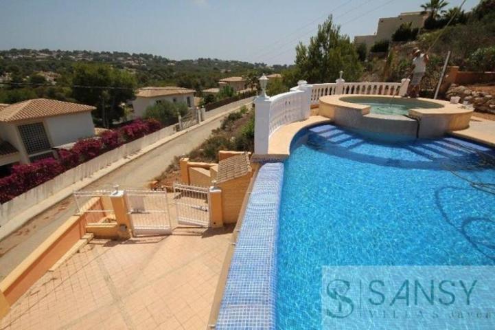 Casa en venta en Jávea-Xàbia photo 0