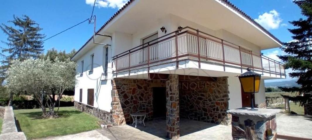 Chalet en venta en Gurb photo 0