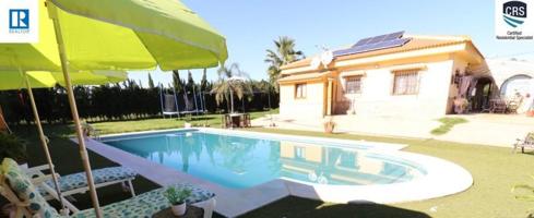 Chalet en venta en Aljaraque photo 0