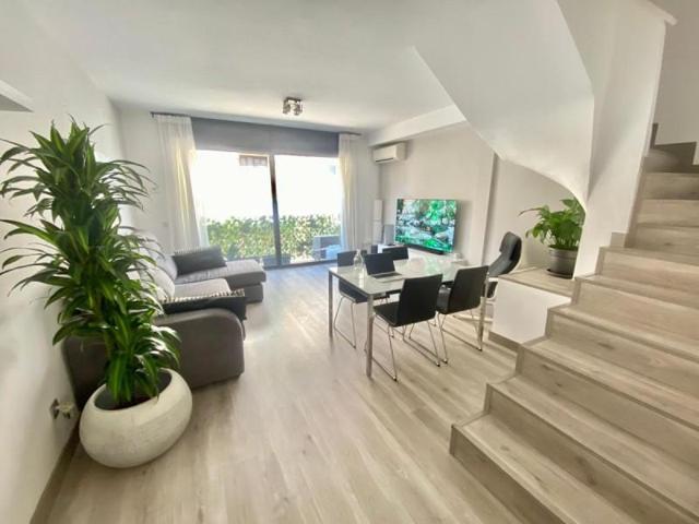 Casa en venta en Badalona, Centre photo 0