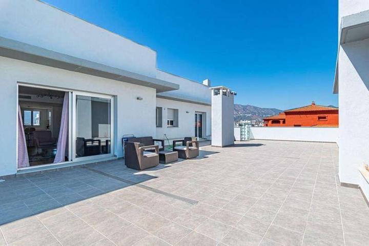 Aticos en venta en Fuengirola, Centro Comercial Miramar photo 0