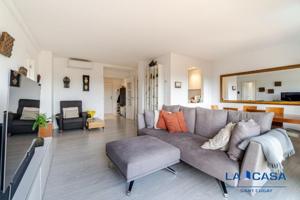 Piso en venta en Sant Cugat del Vallès, Golf-Can Trabal photo 0