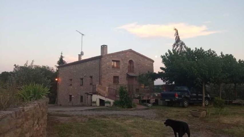 Casa con terreno en venta en Vilanova de Meià photo 0