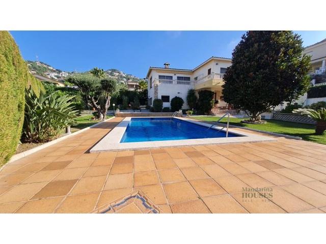 Casa en venta en Lloret de Mar photo 0