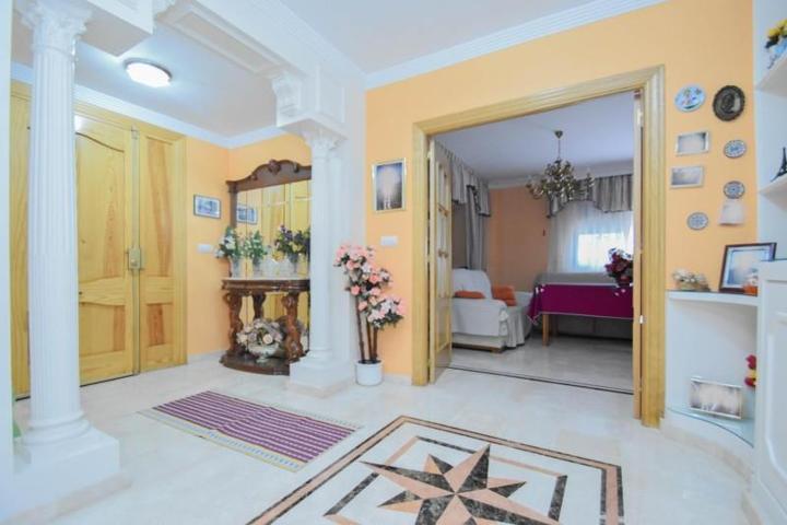 Chalet en venta en Santa Fe, Pedro ruiz photo 0