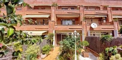 Adosada en venta en Vilassar de Mar, Centro photo 0