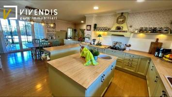 Chalet en venta en Alpicat, Cataluna photo 0