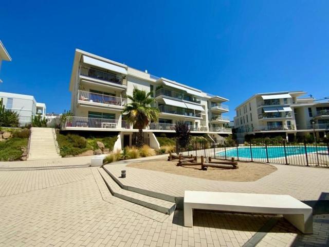 Piso en venta en el Masnou, Califòrnia-Santa Madrona photo 0