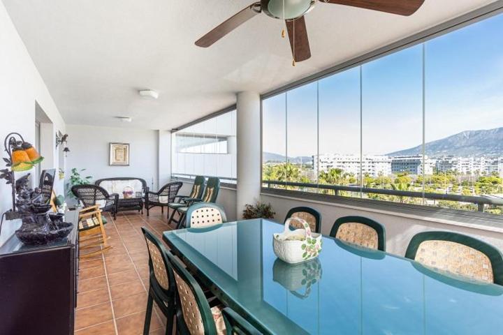 Apartamento en venta en Fuengirola, Castillo de Sohail photo 0