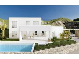 Chalet en venta en Denia photo 0
