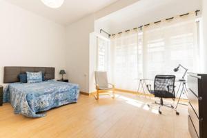 Piso en venta en Valencia, Sant Francesc photo 0