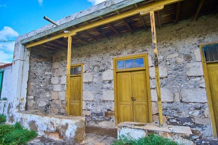 Casa con terreno en venta en Las Palmas de Gran Canaria, Marzagán photo 0