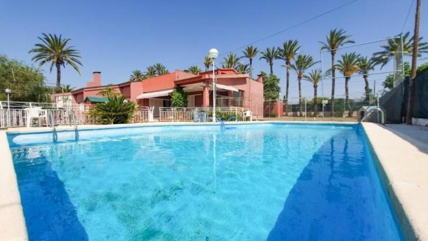 Chalet en venta en Elche, Alzabares photo 0