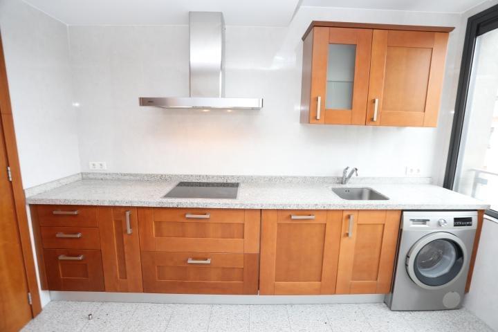 Piso en venta en Oviedo, Centro photo 0