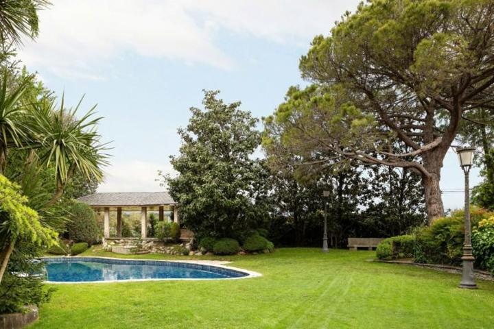 Adosada en venta en Cardedeu, Els Dominics photo 0