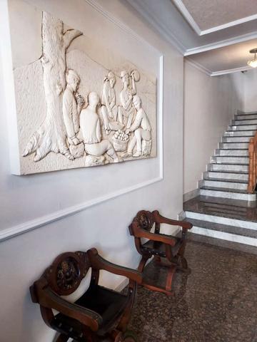 Casas de pueblo en venta en Valdepeñas, Avenida 1º de Julio photo 0