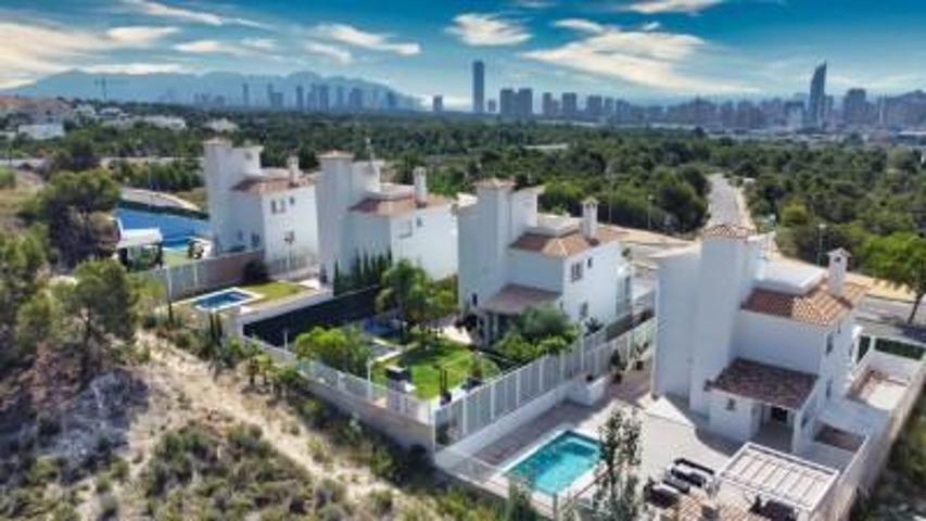 Chalet en venta en Finestrat, Balcon de finestrat photo 0