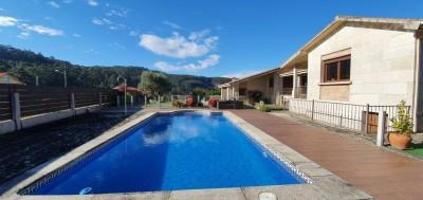Chalet en venta en Cangas, Pintens photo 0