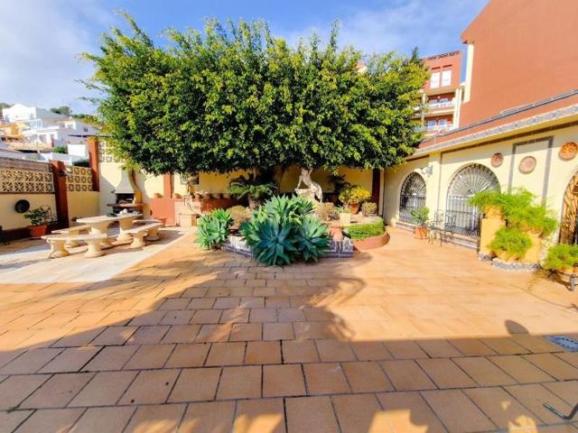 Piso en venta en Torremolinos, Montemar photo 0