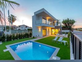 Chalet en venta en San Javier photo 0