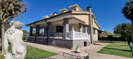 Chalet en venta en Albelda de Iregua, Albelda de Iregua photo 0