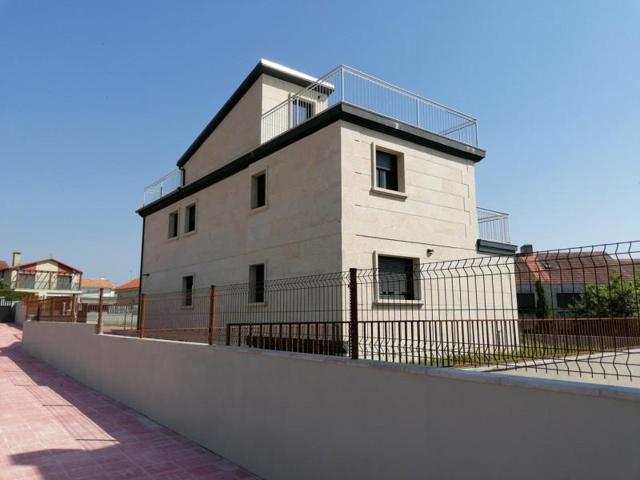 Chalet en venta en Sanxenxo, Bordóns photo 0