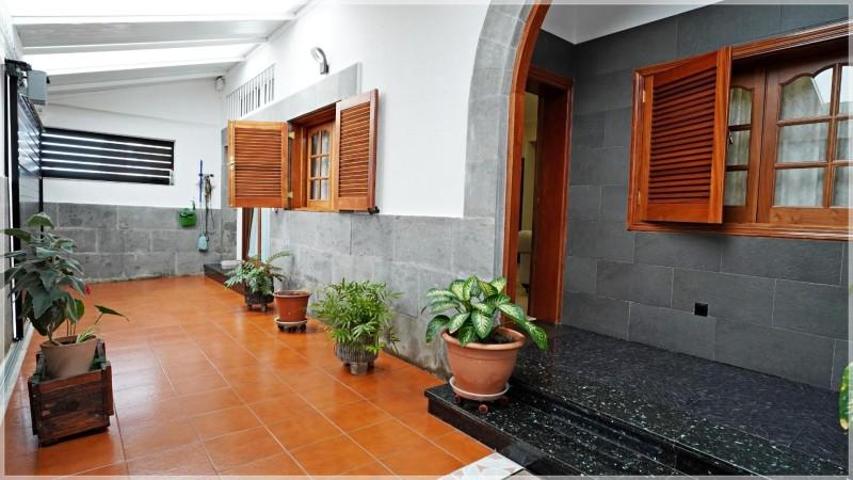 Adosada en venta en Las Palmas de Gran Canaria, Altavista - Don Zoilo photo 0