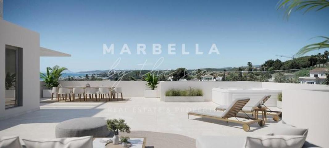 Aticos en venta en Estepona, Estepona photo 0