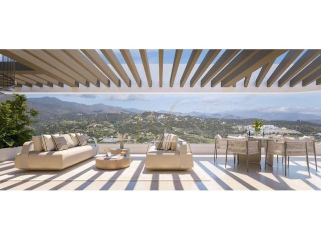 Apartamento en venta en Estepona photo 0