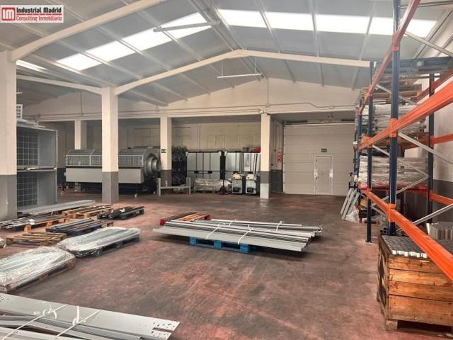 Nave industrial en venta en Arganda del Rey, P.I. LOS ROBLES photo 0