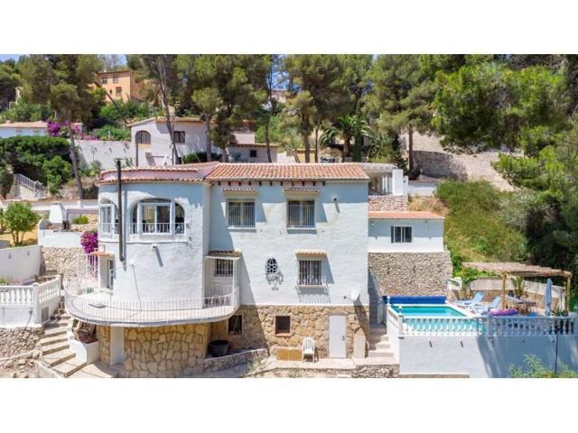 Chalet en venta en Benissa photo 0