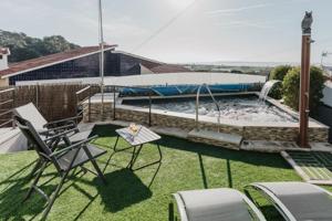 Chalet en venta en Pineda de Mar, Poble photo 0