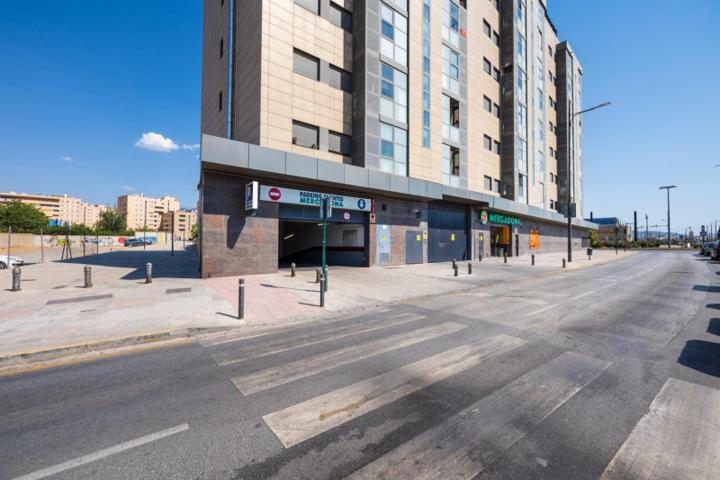 Terreno en venta en Armilla, Campus Salud photo 0