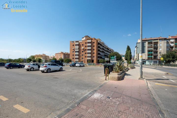 Terreno en venta en Armilla, Campus Salud photo 0