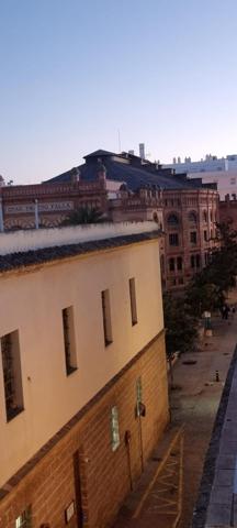 Edificio en venta en Cádiz, Cadiz photo 0