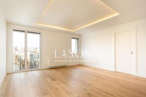 Piso en venta en Barcelona, La Nova Esquerra de lEixample photo 0