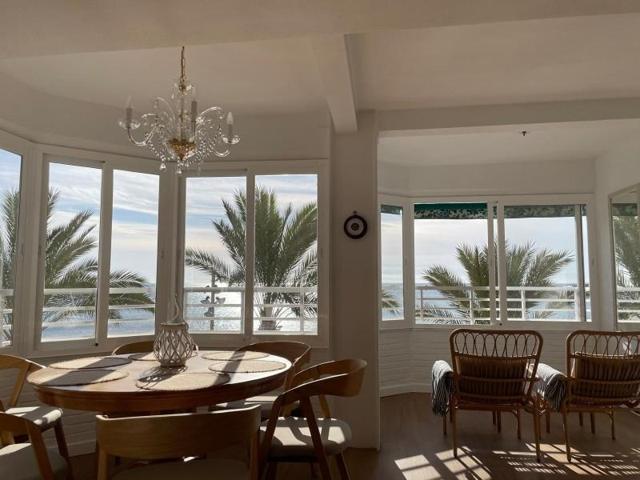 Apartamento en venta en Torrevieja, Las Piscinas Naturales photo 0