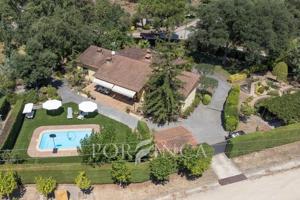 Chalet en venta en Caldes de Malavella, Can carbonell photo 0