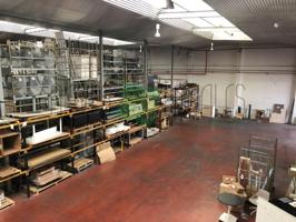 Nave industrial en venta en Sevilla La Nueva photo 0