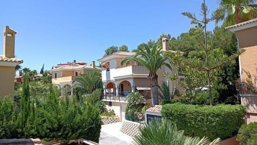 Chalet en venta en Mutxamel, Bonalba-Cotoveta photo 0