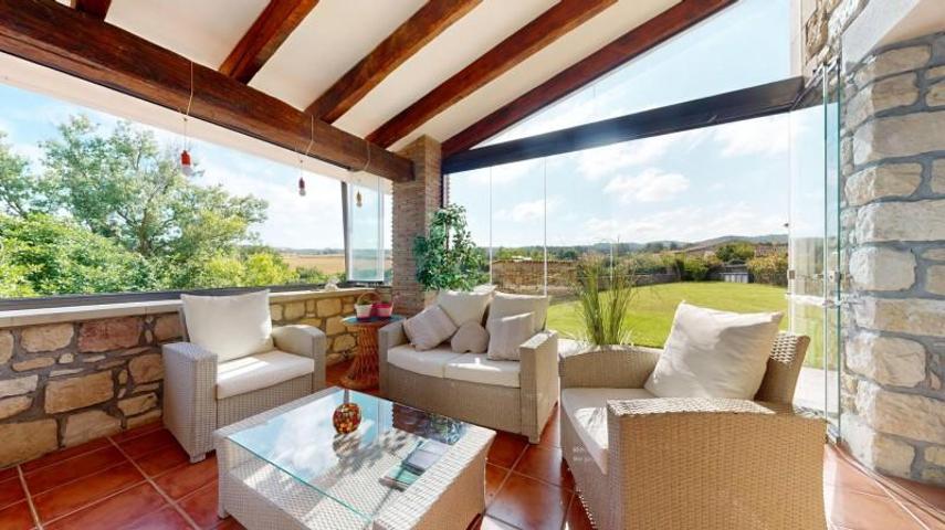 Chalet en venta en Bernedo, Urarte photo 0
