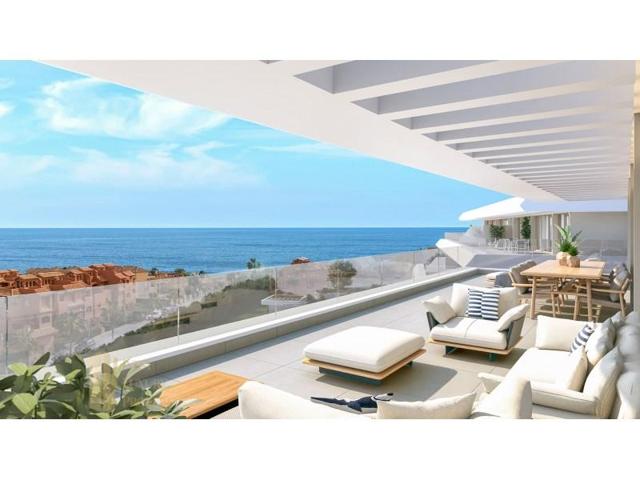 Apartamento en venta en Estepona photo 0