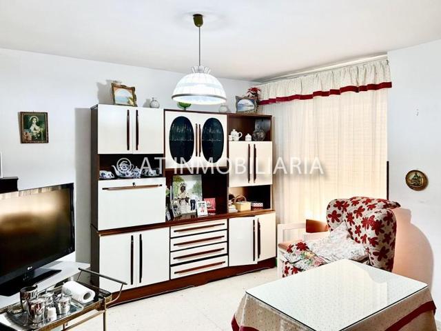 Piso en venta en Cádiz photo 0