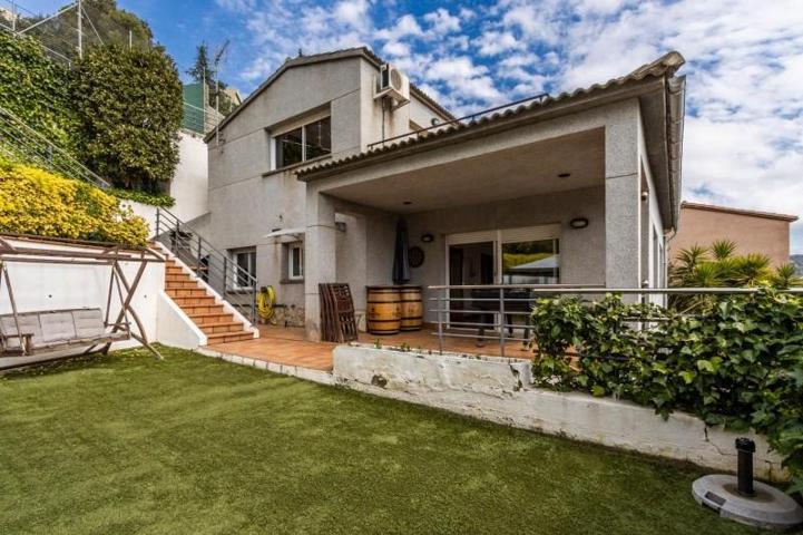 Chalet en venta en Matadepera, Les pedritxes photo 0