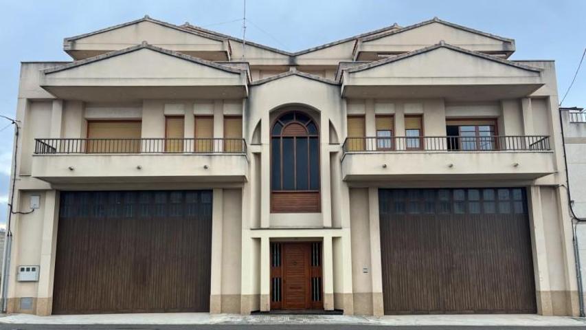 Duplex en venta en la Sènia, Cataluna photo 0