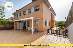Casa en venta en Arenys de Munt, Can sagrera photo 0