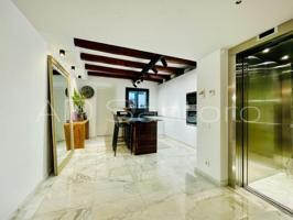 Casa en venta en Vilanova i la Geltrú photo 0