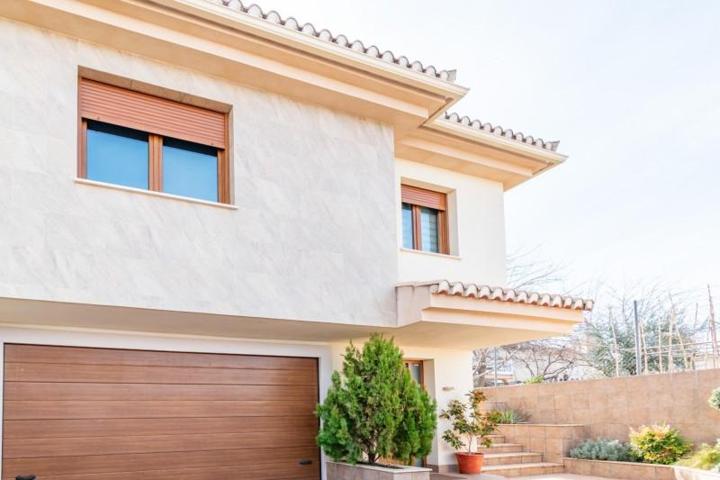 Chalet en venta en Monachil, Barrio monachil photo 0